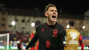 Shqipëria triumfon ndaj Andorrës dhe kualifikohet në play-offin e Botërorit 2026