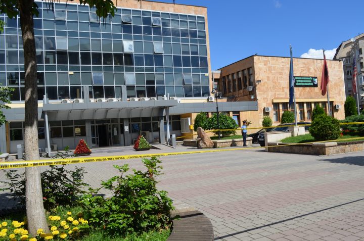 Komuna e Mitrovicës së Jugut ofron shërbime për qytetarët edhe gjatë vikendit