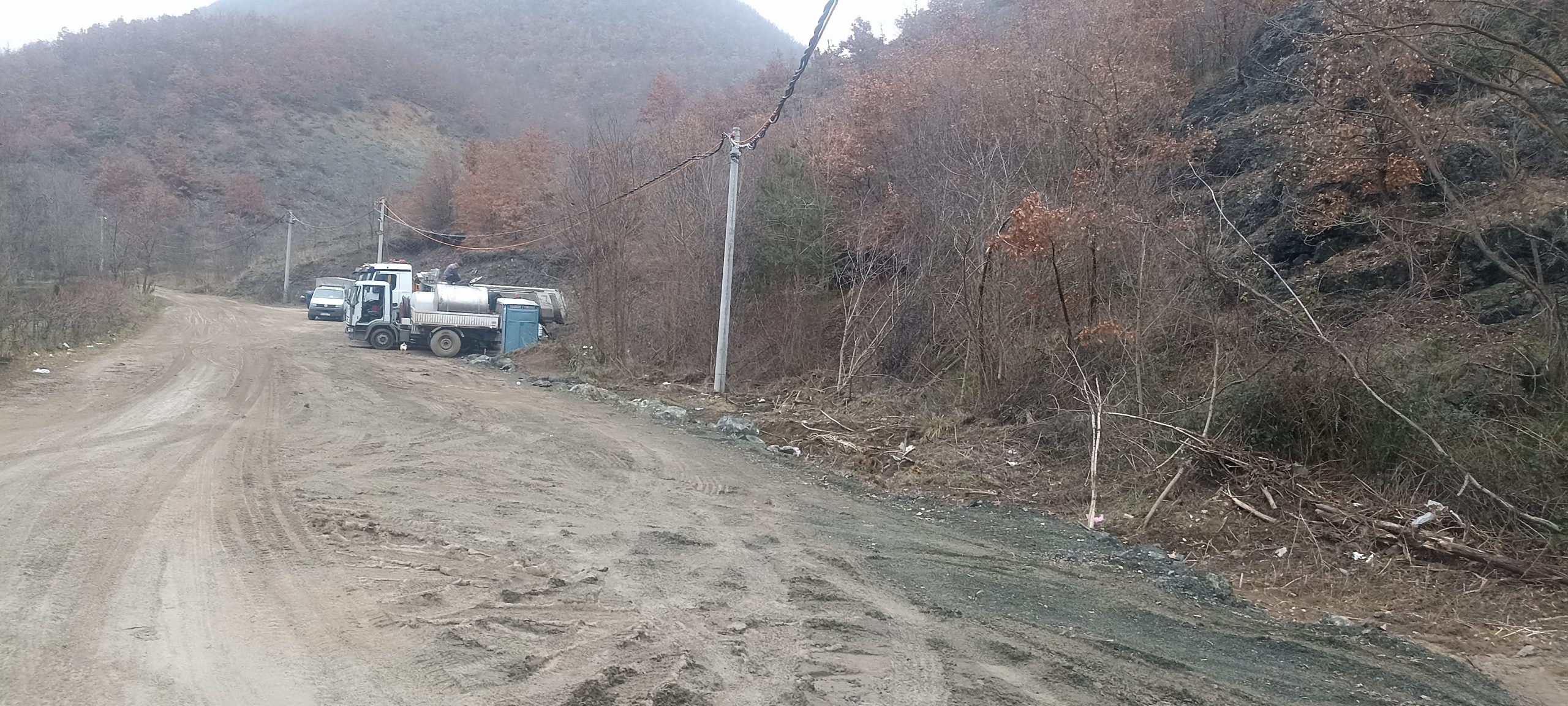Vazhdon ndërtimi i unazës rreth Mitrovicës për lehtësimin e trafikut dhe zhvillim ekonomik