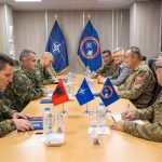 Komandanti i KFOR-it takon Kingjin, diskutojnë për situatën e sigurisë në Kosovë e rajon