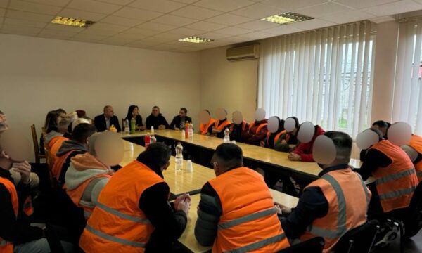 30 të burgosur përfundojnë me sukses programet rehabilituese në burgun e Smrekonicës