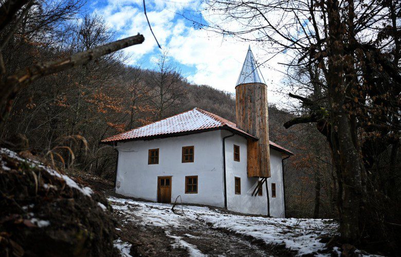 Završen je restauratorski rad na Džamiji Mešina u Kamenici