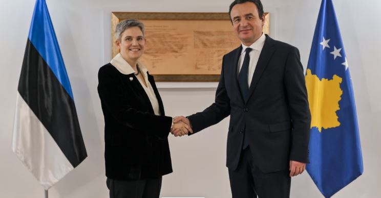 Kurti se sastao sa novom ambasadorkom Estonije u Kosovu i ponudio punu saradnju