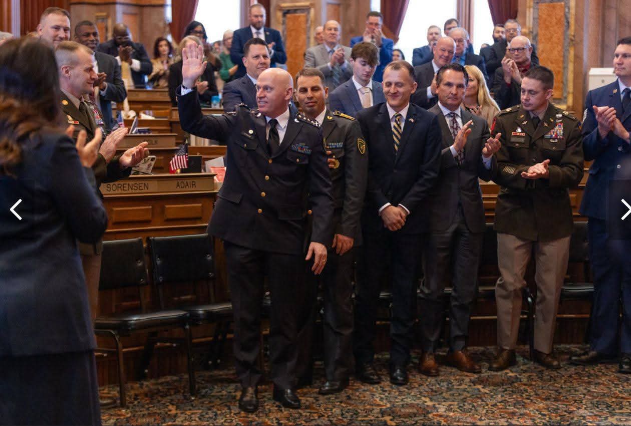 Jašari dočekan aplauzom u Nacionalnoj gardi Ajove (Video)