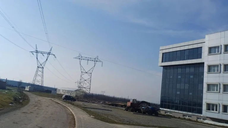 ae28d404-c9c1-411a-847e-62b8ac084990