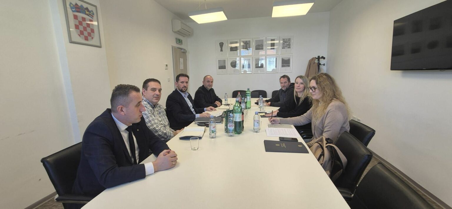 kosova-kroaciaaaa-1536x710